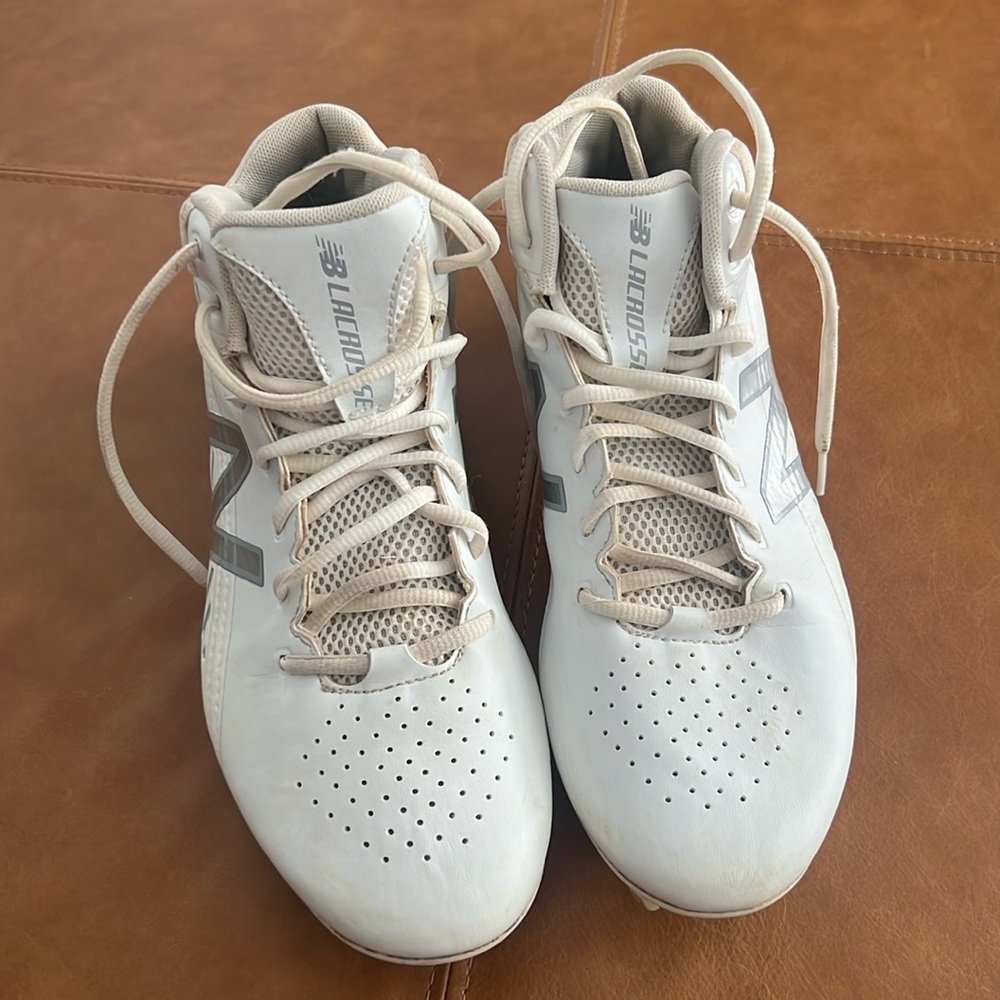 New Balance Men's Rush v1 Lacrosse Speed Shoe, White/Silver, 9 D